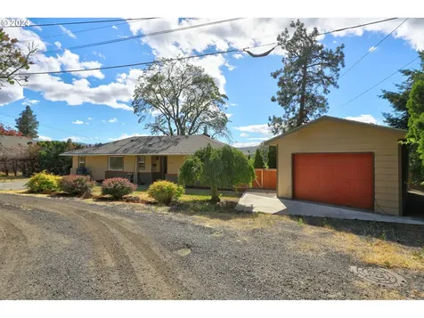 401 W 20th Street The Dalles OR 97058