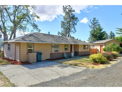 401 W 20th Street The Dalles OR 97058