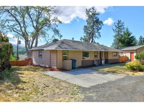 401 W 20th Street The Dalles OR 97058