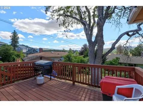 401 W 20th Street The Dalles OR 97058