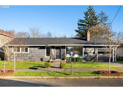 1328 SE 120th Avenue Portland OR 97216