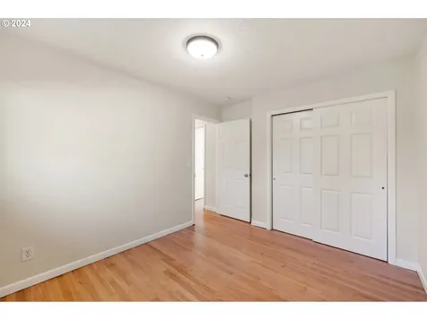 1328 SE 120th Avenue Portland OR 97216