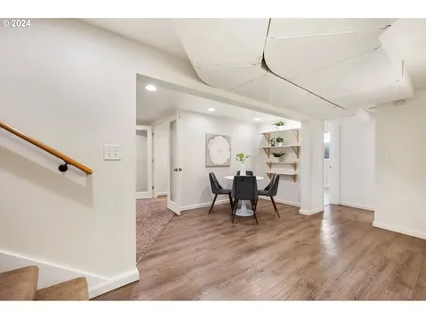1328 SE 120th Avenue Portland OR 97216