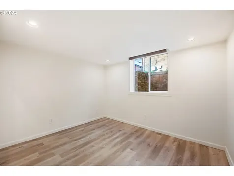 1328 SE 120th Avenue Portland OR 97216