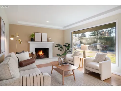 1328 SE 120th Avenue Portland OR 97216