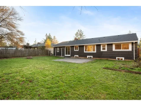 1328 SE 120th Avenue Portland OR 97216