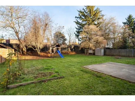1328 SE 120th Avenue Portland OR 97216