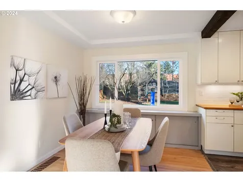 1328 SE 120th Avenue Portland OR 97216