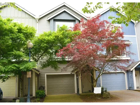 21420 NE Willow Glen Road Fairview OR 97024