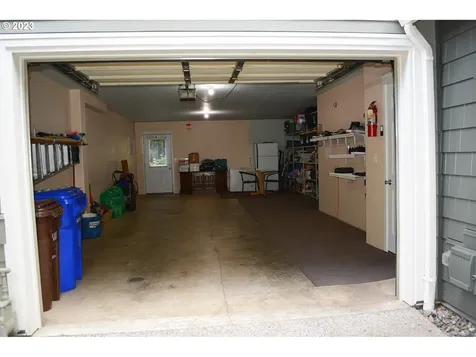 21420 NE Willow Glen Road Fairview OR 97024