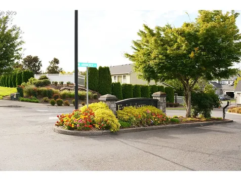 21420 NE Willow Glen Road Fairview OR 97024