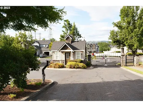 21420 NE Willow Glen Road Fairview OR 97024