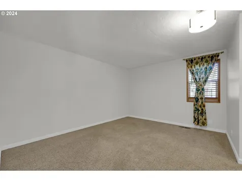 1162 Lorella Avenue Eugene OR 97401