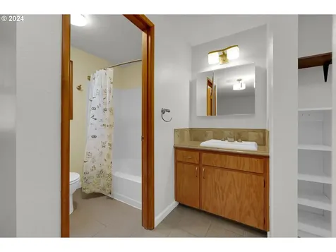 1162 Lorella Avenue Eugene OR 97401