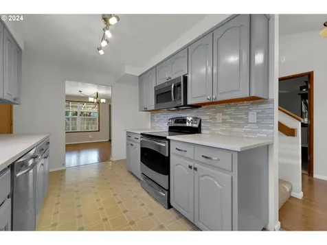 1162 Lorella Avenue Eugene OR 97401