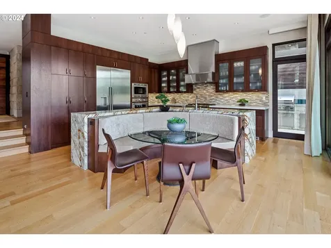 1007 Lake Front Road Lake Oswego OR 97034