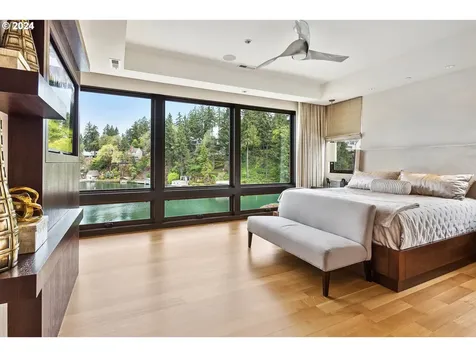 1007 Lake Front Road Lake Oswego OR 97034