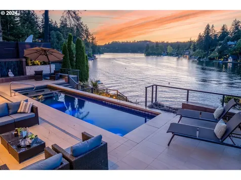 1007 Lake Front Road Lake Oswego OR 97034