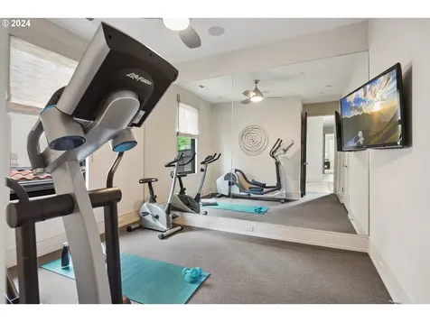 1007 Lake Front Road Lake Oswego OR 97034