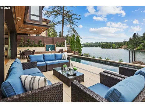 1007 Lake Front Road Lake Oswego OR 97034