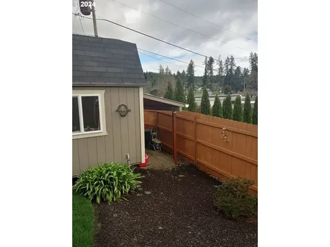195 Addison Avenue Sutherlin OR 97479