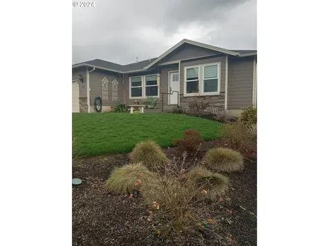 195 Addison Avenue Sutherlin OR 97479