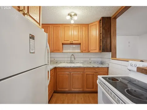 1905 Nw Birdsdale Avenue Gresham OR 97030