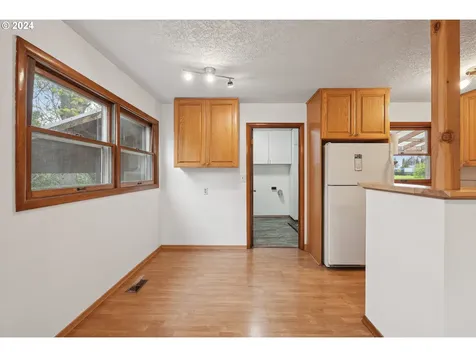 1905 Nw Birdsdale Avenue Gresham OR 97030