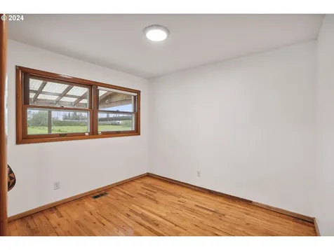 1905 Nw Birdsdale Avenue Gresham OR 97030