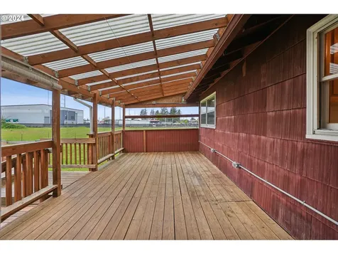 1905 Nw Birdsdale Avenue Gresham OR 97030