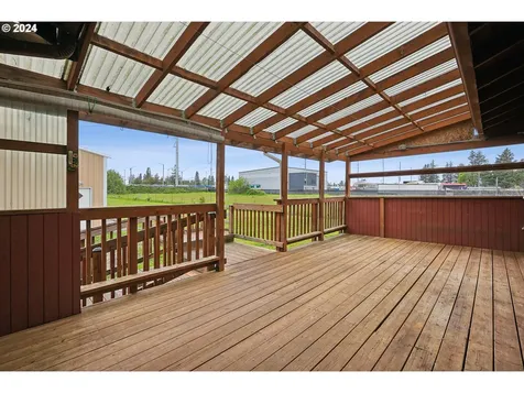 1905 Nw Birdsdale Avenue Gresham OR 97030
