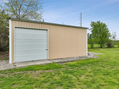 1905 Nw Birdsdale Avenue Gresham OR 97030
