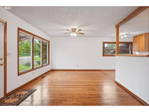 1905 Nw Birdsdale Avenue Gresham OR 97030