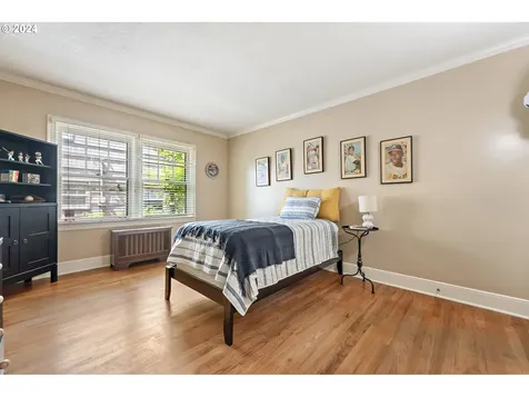 3433 SE Henry Street Portland OR 97202