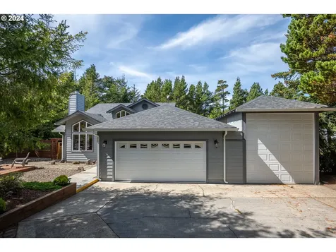88030 Windleaf Way Florence OR 97439