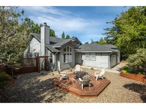 88030 Windleaf Way Florence OR 97439