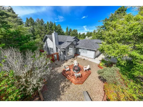 88030 Windleaf Way Florence OR 97439