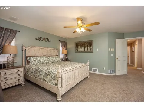 88030 Windleaf Way Florence OR 97439