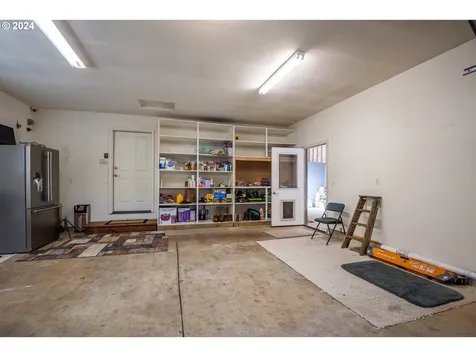 88030 Windleaf Way Florence OR 97439