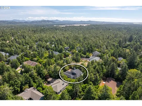 88030 Windleaf Way Florence OR 97439