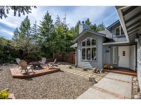 88030 Windleaf Way Florence OR 97439
