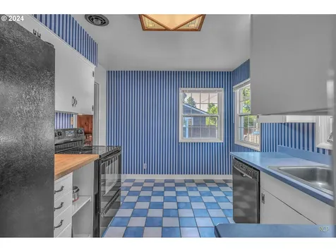 16010 Se Johnson Road Clackamas OR 97015