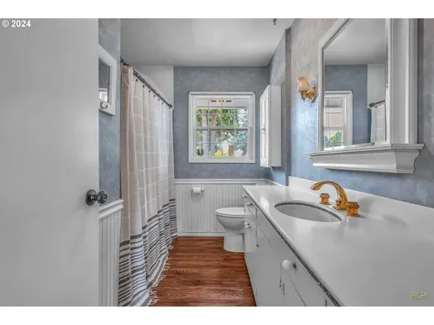 16010 Se Johnson Road Clackamas OR 97015
