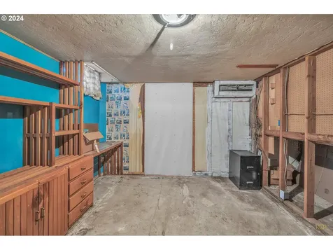 16010 Se Johnson Road Clackamas OR 97015