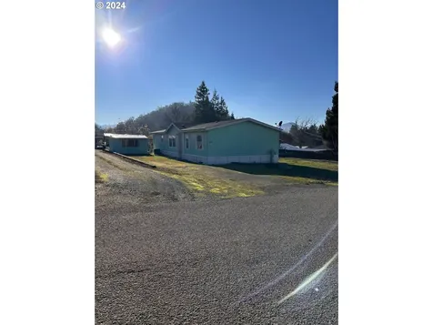 220 Rose Avenue Myrtle Creek OR 97457