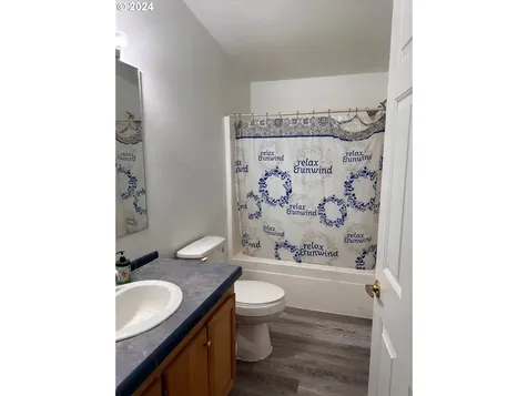 220 Rose Avenue Myrtle Creek OR 97457