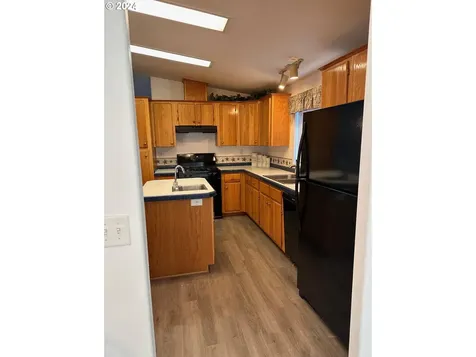 220 Rose Avenue Myrtle Creek OR 97457