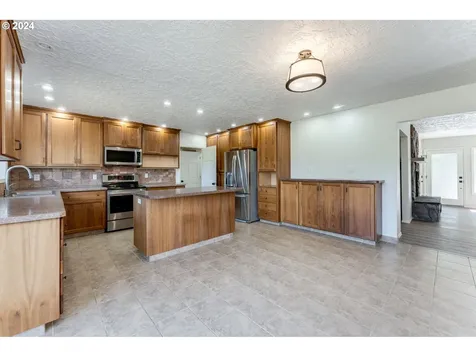 700 Ne 390th Avenue Washougal WA 98671