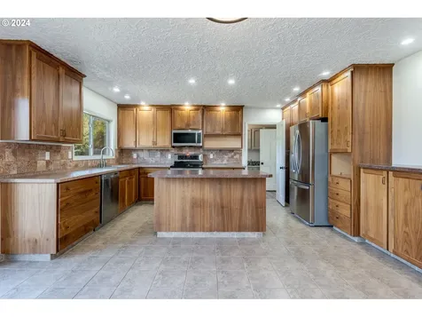 700 Ne 390th Avenue Washougal WA 98671