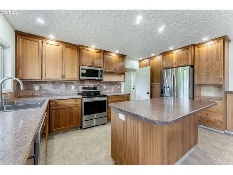 700 Ne 390th Avenue Washougal WA 98671
